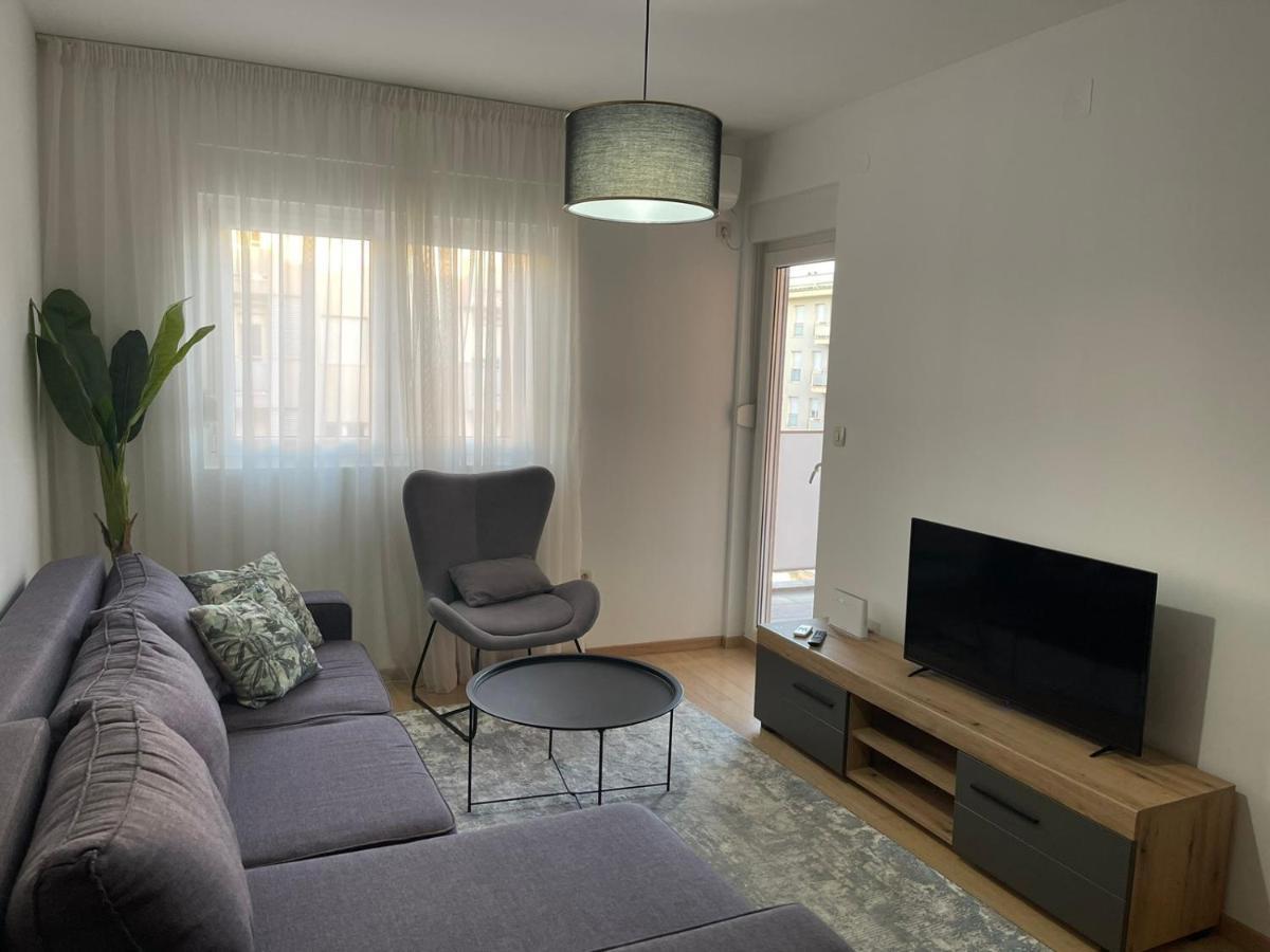 Aura City Apartment Podgorica Luaran gambar