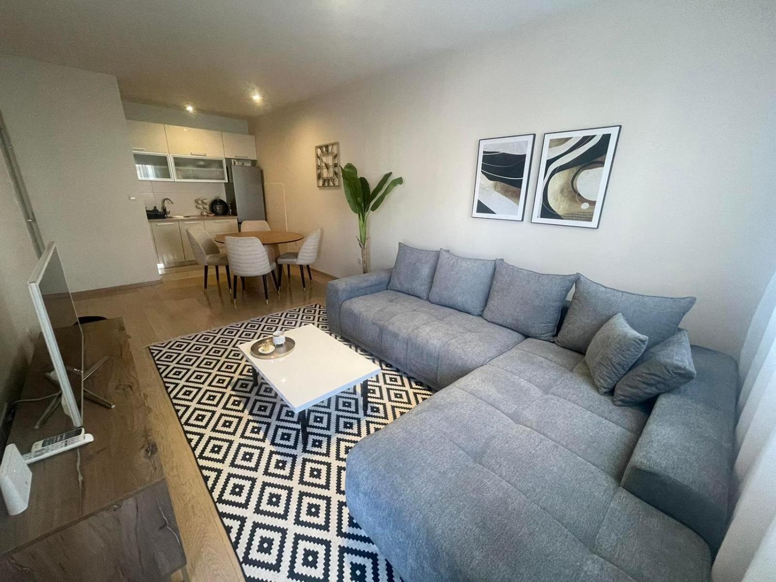 Aura City Apartment Podgorica Luaran gambar